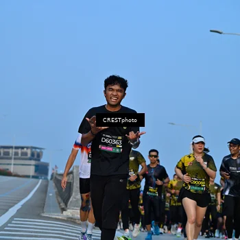 Runner Photo 6350659