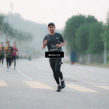 Runner Photo 6350674