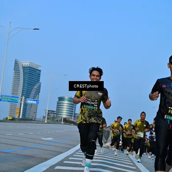 Runner Photo 6350763