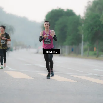 Runner Photo 6350768