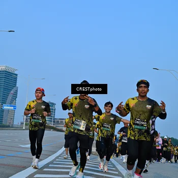 Runner Photo 6350811