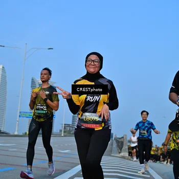 Runner Photo 6351004