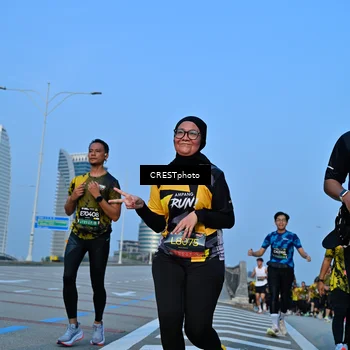 Runner Photo 6351007