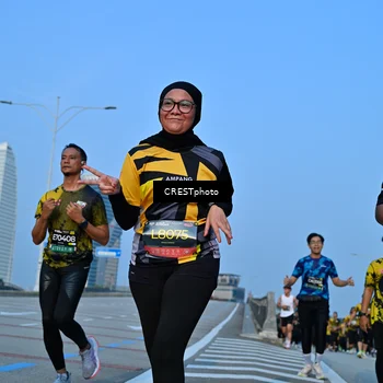 Runner Photo 6351010