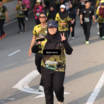Runner Photo 6351015