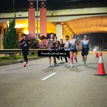 Runner Photo 6351022
