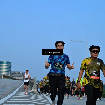 Runner Photo 6351024