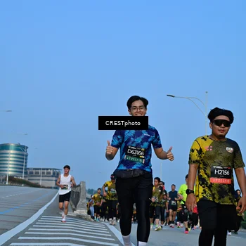 Runner Photo 6351037