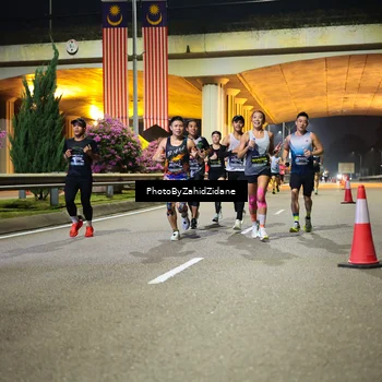 Runner Photo 6351042
