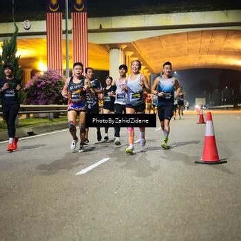 Runner Photo 6351064