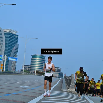 Runner Photo 6351080