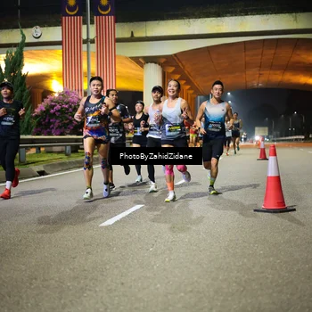 Runner Photo 6351090