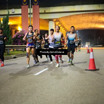 Runner Photo 6351109