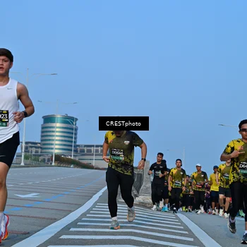 Runner Photo 6351130