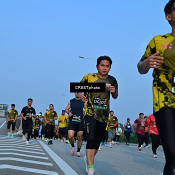 Runner Photo 6351140