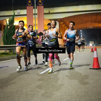 Runner Photo 6351164