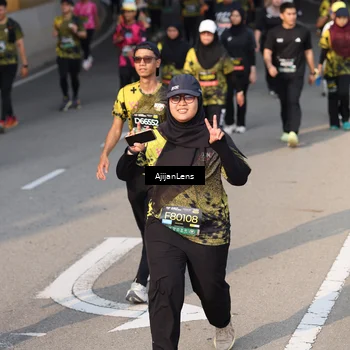 Runner Photo 6351171