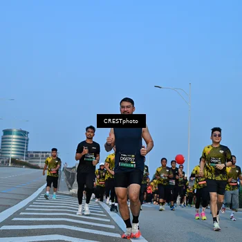 Runner Photo 6351176