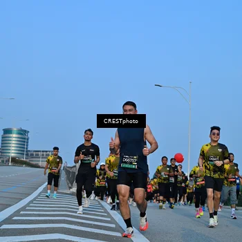 Runner Photo 6351178