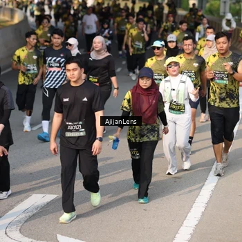 Runner Photo 6351186