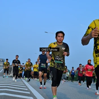Runner Photo 6351202