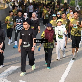Runner Photo 6351204