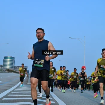 Runner Photo 6351209