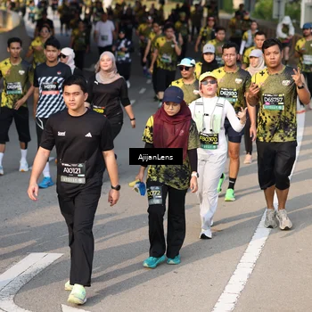 Runner Photo 6351250