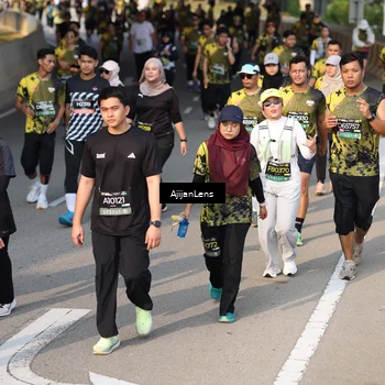 Runner Photo 6351272
