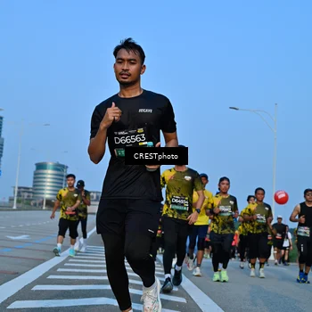 Runner Photo 6351276
