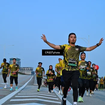 Runner Photo 6351293