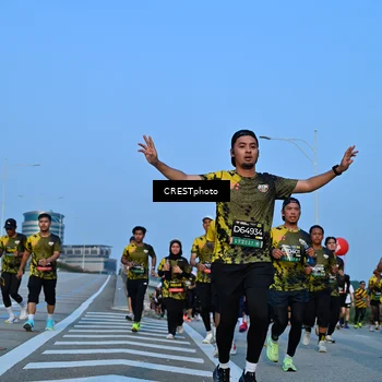 Runner Photo 6351295