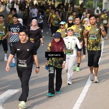 Runner Photo 6351328