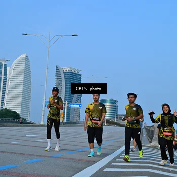 Runner Photo 6351338