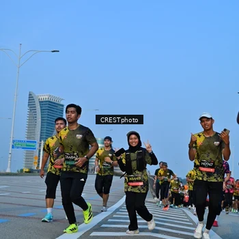 Runner Photo 6351348
