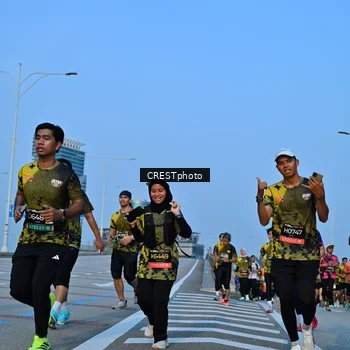 Runner Photo 6351361