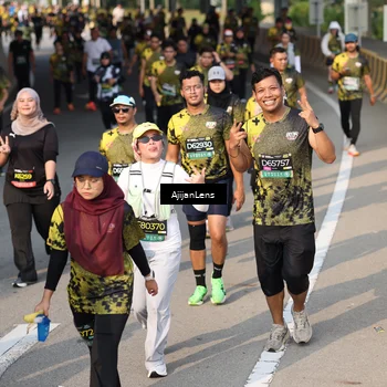 Runner Photo 6351379