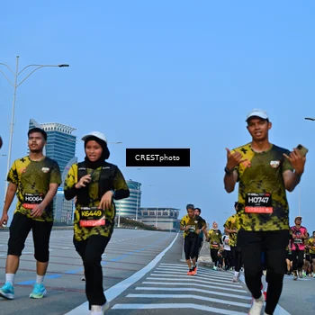 Runner Photo 6351395