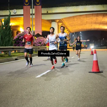 Runner Photo 6351402