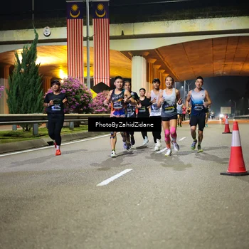 Runner Photo 6351407