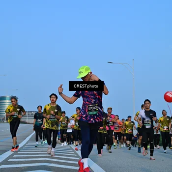 Runner Photo 6351425