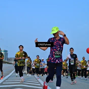 Runner Photo 6351439