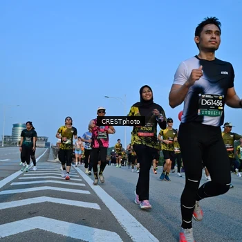 Runner Photo 6351495