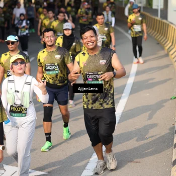 Runner Photo 6351502