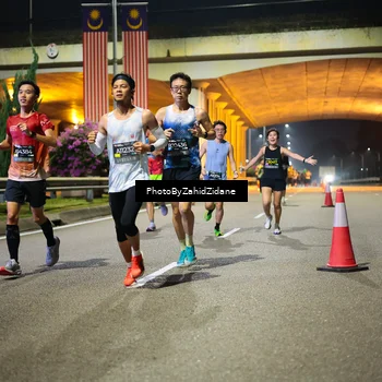 Runner Photo 6351535