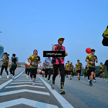 Runner Photo 6351541