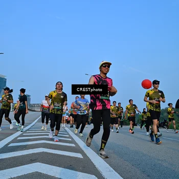 Runner Photo 6351574