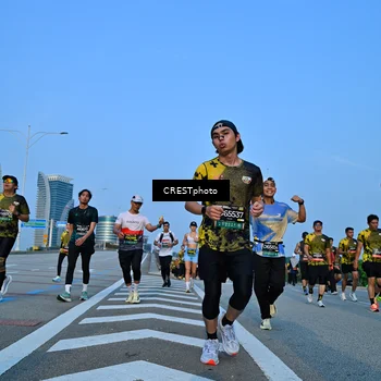 Runner Photo 6351593