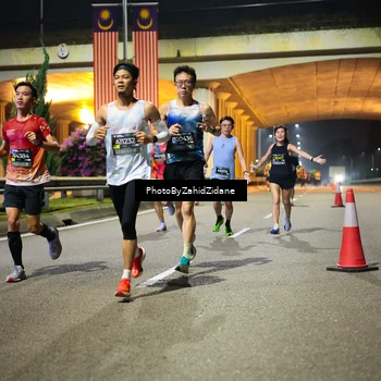 Runner Photo 6351594