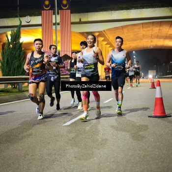 Runner Photo 6351595
